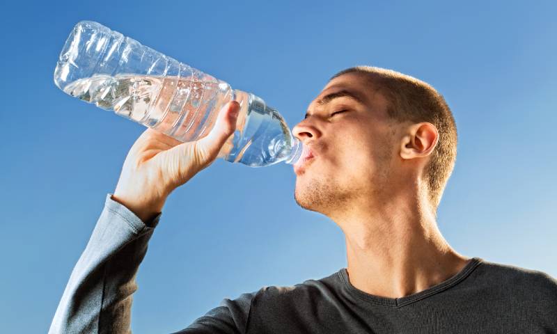 Drick vatten under träning